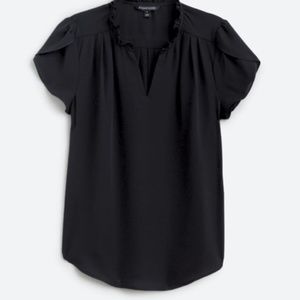 41 Hawthorn Tiffiny Tulip Sleeve Blouse in Black, size Large